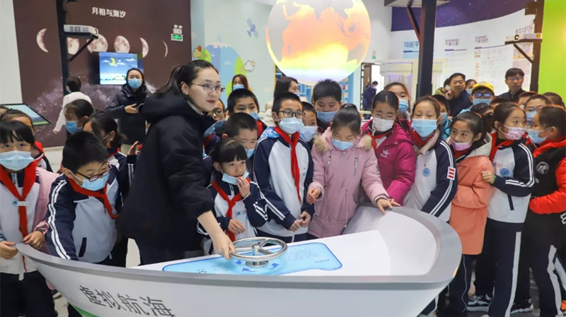 喜訊！城市陽臺(tái)海洋研學(xué)基地獲評(píng)青島市科普教育基地(圖4)