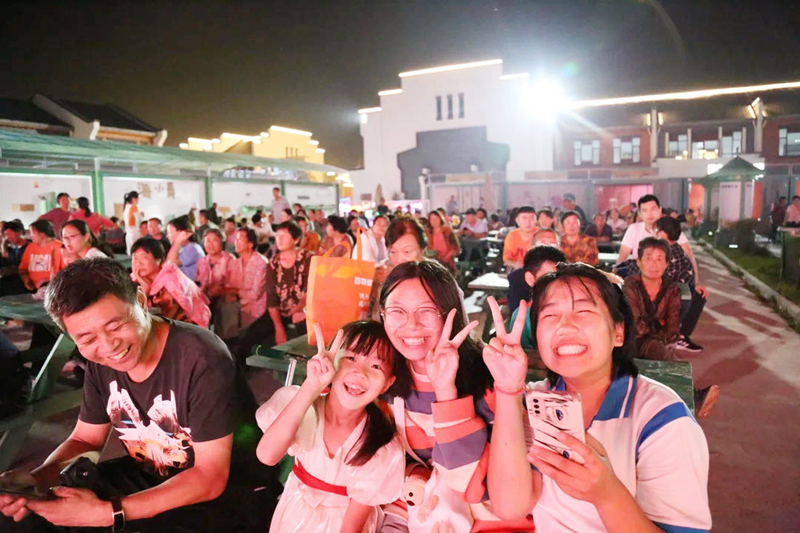 啤酒城、北茶商街“雙節(jié)”活動活躍節(jié)日經濟(圖6)