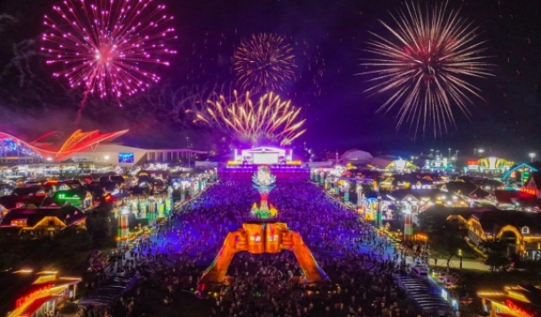 開(kāi)啟“歡動(dòng)”模式！第34屆青島國(guó)際啤酒節(jié)在金沙灘啤酒城盛大開(kāi)幕