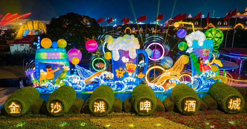 哈舅和他的朋友們“拍了拍”你！