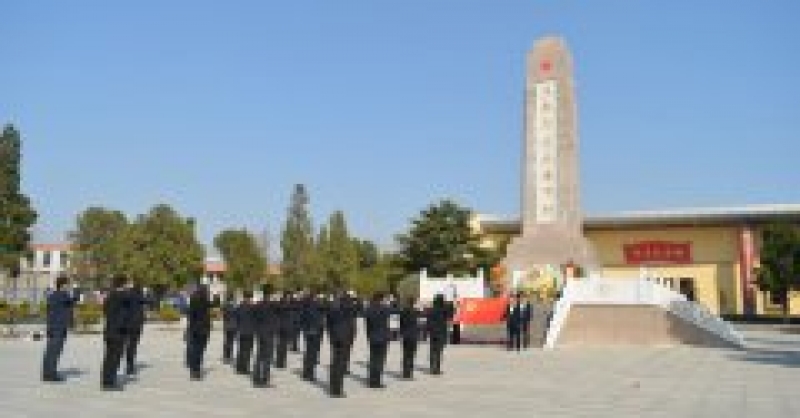 集團(tuán)團(tuán)委開展“緬懷革命先烈，弘揚(yáng)民族精神”愛國主義教育活動(dòng)